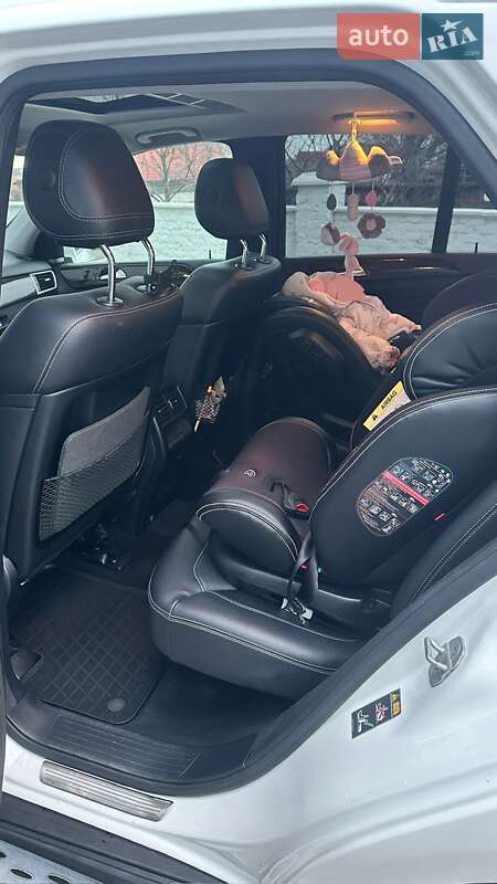 Внедорожник / Кроссовер Mercedes-Benz M-Class 2014 в Николаеве