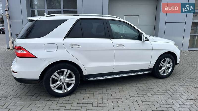 Внедорожник / Кроссовер Mercedes-Benz M-Class 2014 в Николаеве