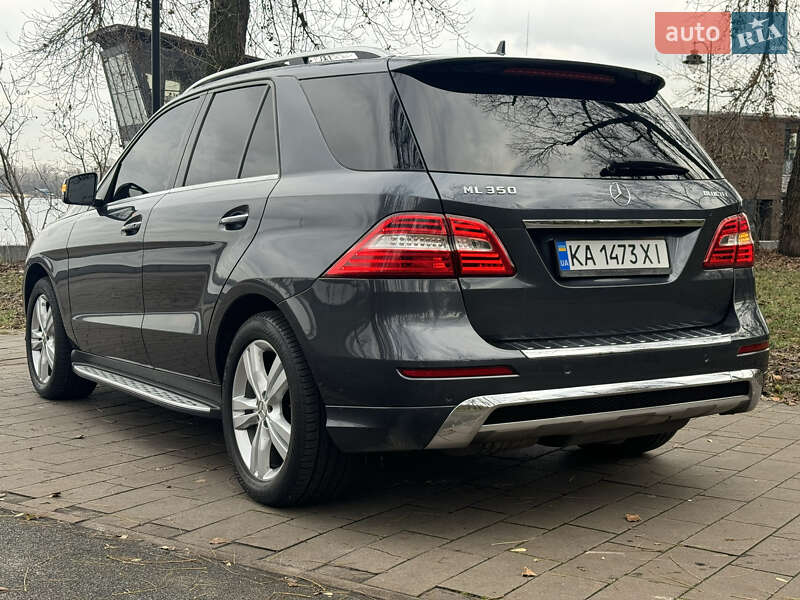 Внедорожник / Кроссовер Mercedes-Benz M-Class 2013 в Киеве