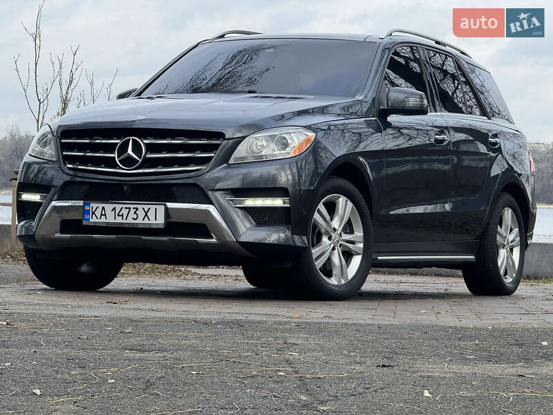 Внедорожник / Кроссовер Mercedes-Benz M-Class 2013 в Киеве