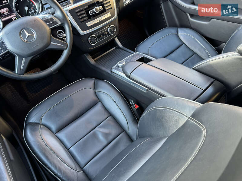 Внедорожник / Кроссовер Mercedes-Benz M-Class 2012 в Тернополе