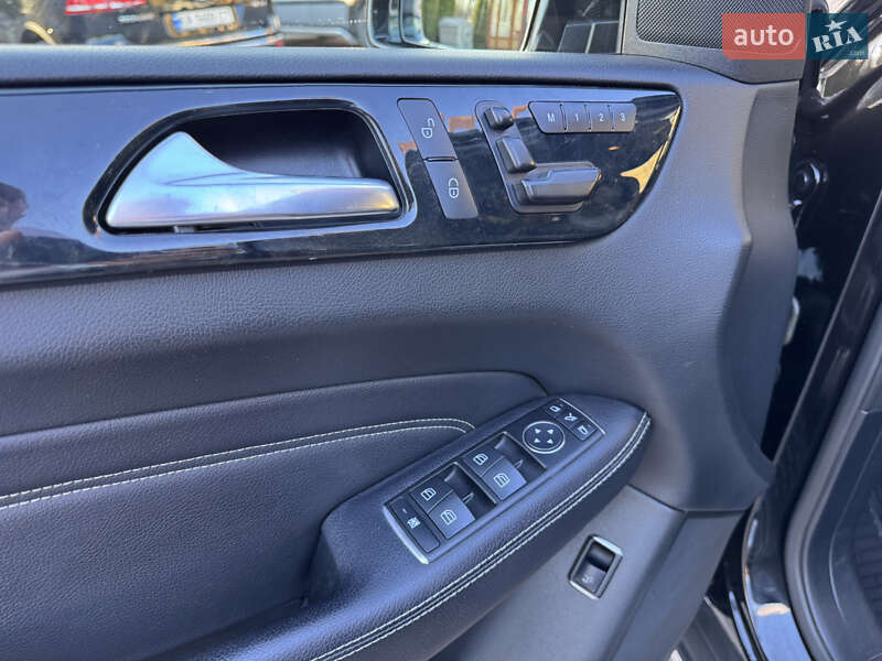 Внедорожник / Кроссовер Mercedes-Benz M-Class 2012 в Тернополе