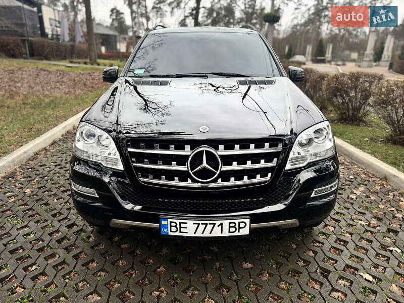 Внедорожник / Кроссовер Mercedes-Benz M-Class 2008 в Буче