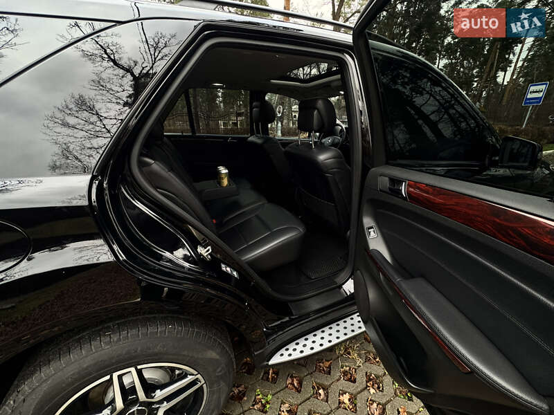 Внедорожник / Кроссовер Mercedes-Benz M-Class 2008 в Буче