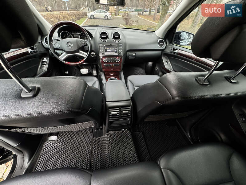 Внедорожник / Кроссовер Mercedes-Benz M-Class 2008 в Буче