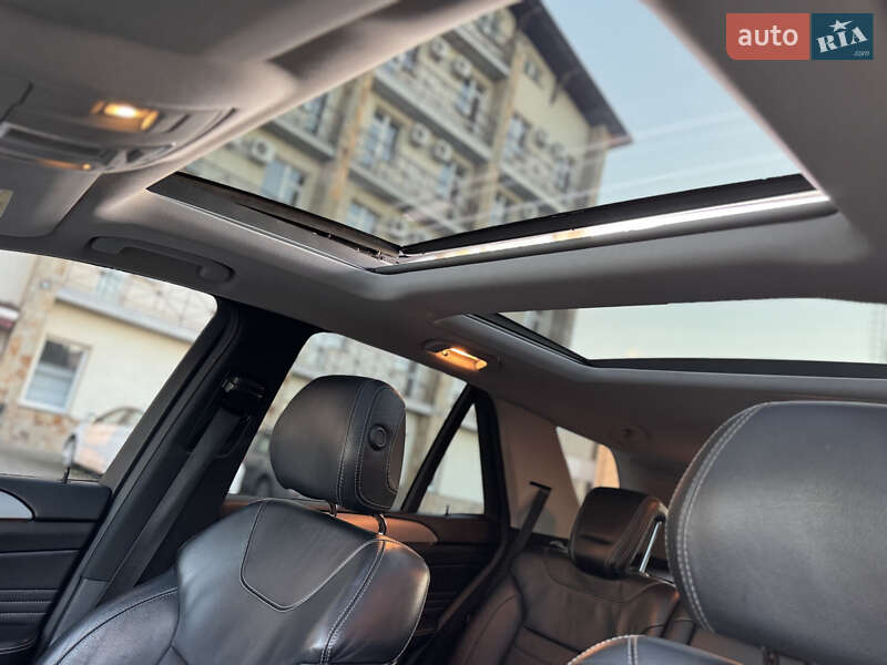 Внедорожник / Кроссовер Mercedes-Benz M-Class 2012 в Львове