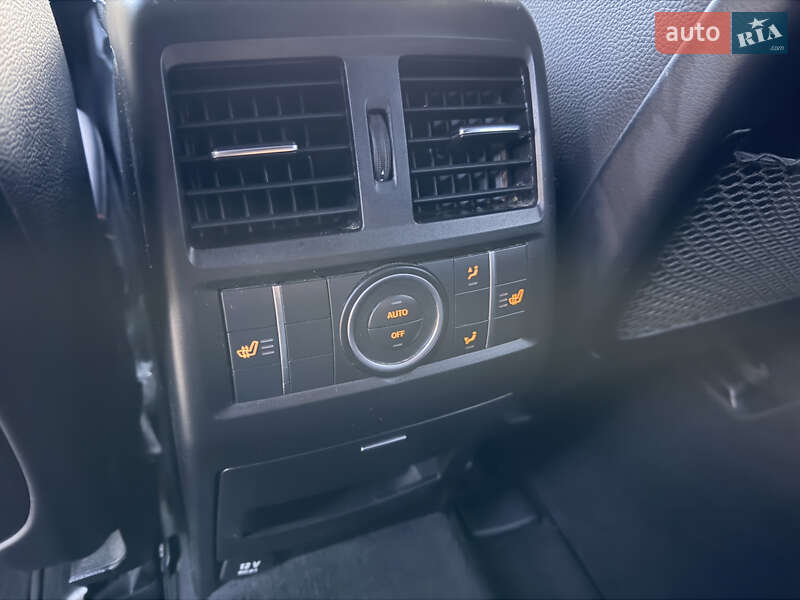 Внедорожник / Кроссовер Mercedes-Benz M-Class 2015 в Львове