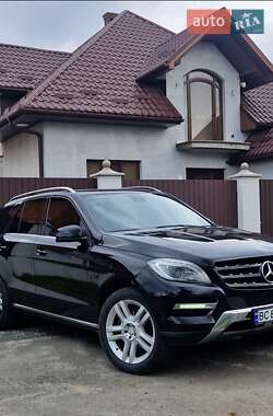 Внедорожник / Кроссовер Mercedes-Benz M-Class 2013 в Мукачево