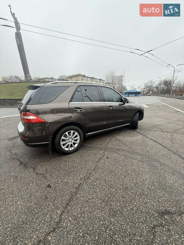 Mercedes-Benz M-Class 2013