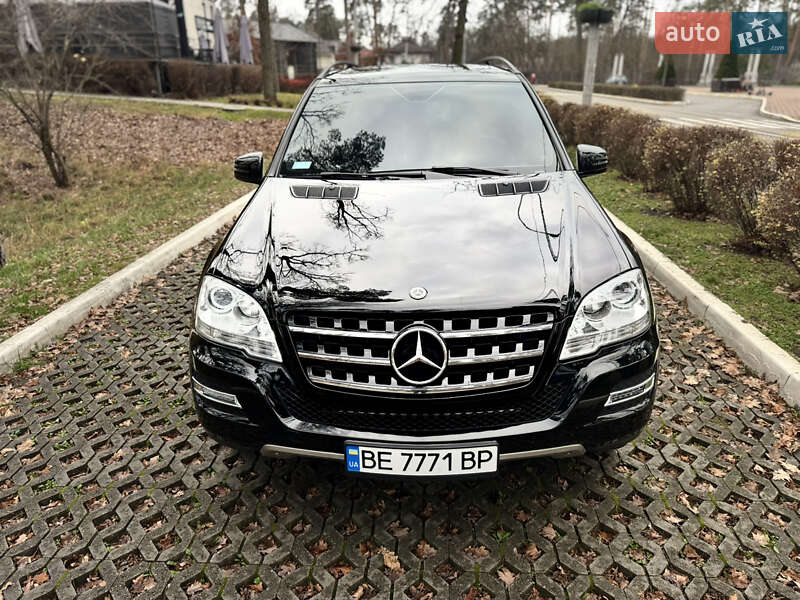 Внедорожник / Кроссовер Mercedes-Benz M-Class 2008 в Буче