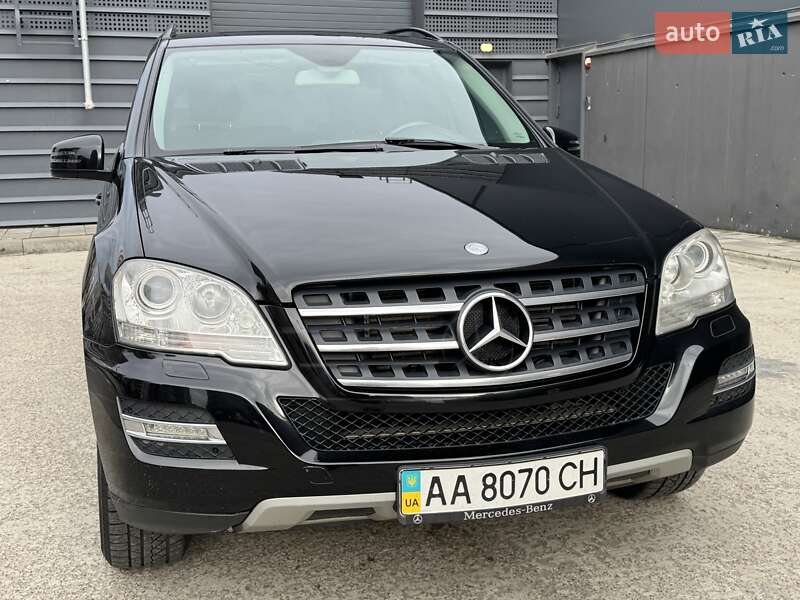 Позашляховик / Кросовер Mercedes-Benz M-Class 2011 в Києві фото 2 Позашляховик / Кросовер Mercedes-Benz M-Class 2011 в Києві