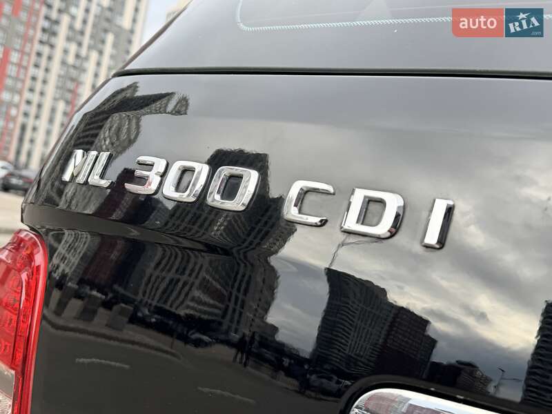 Позашляховик / Кросовер Mercedes-Benz M-Class 2011 в Києві фото 44 Позашляховик / Кросовер Mercedes-Benz M-Class 2011 в Києві