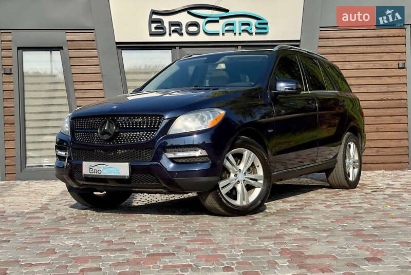 Mercedes-Benz M-Class 2012 Mercedes-Benz M-Class 2012