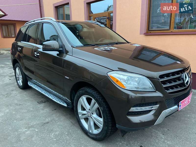 Внедорожник / Кроссовер Mercedes-Benz M-Class 2012 в Дубно