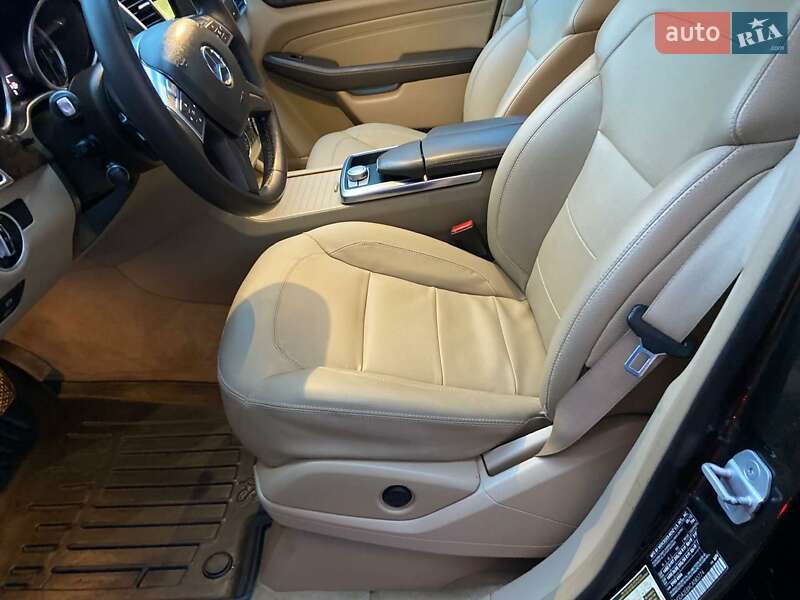 Внедорожник / Кроссовер Mercedes-Benz M-Class 2012 в Дубно