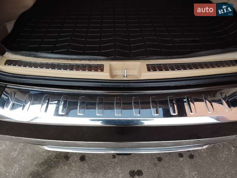 Внедорожник / Кроссовер Mercedes-Benz M-Class 2012 в Дубно