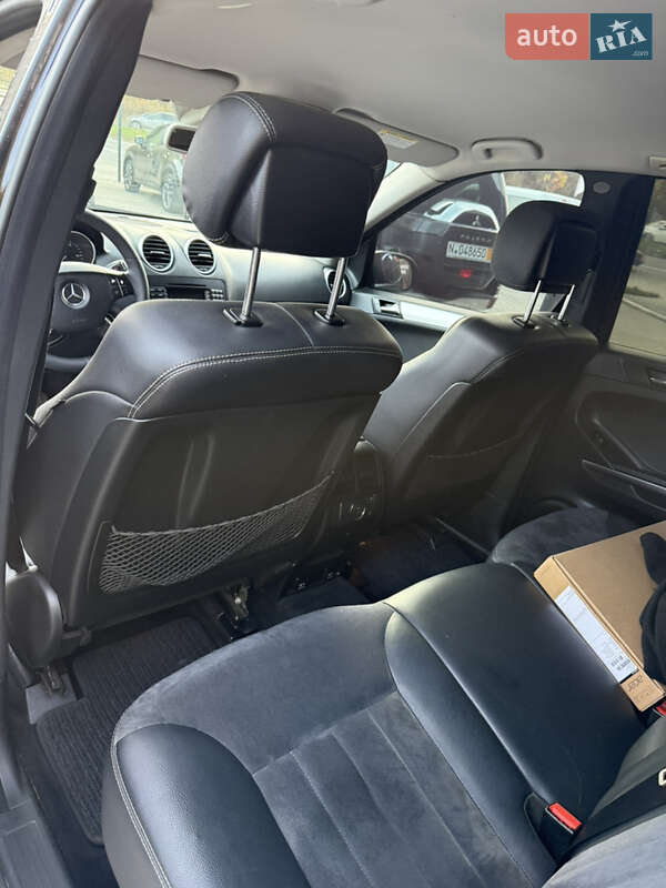 Позашляховик / Кросовер Mercedes-Benz M-Class 2006 в Чернівцях