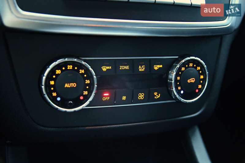 Позашляховик / Кросовер Mercedes-Benz M-Class 2012 в Харкові