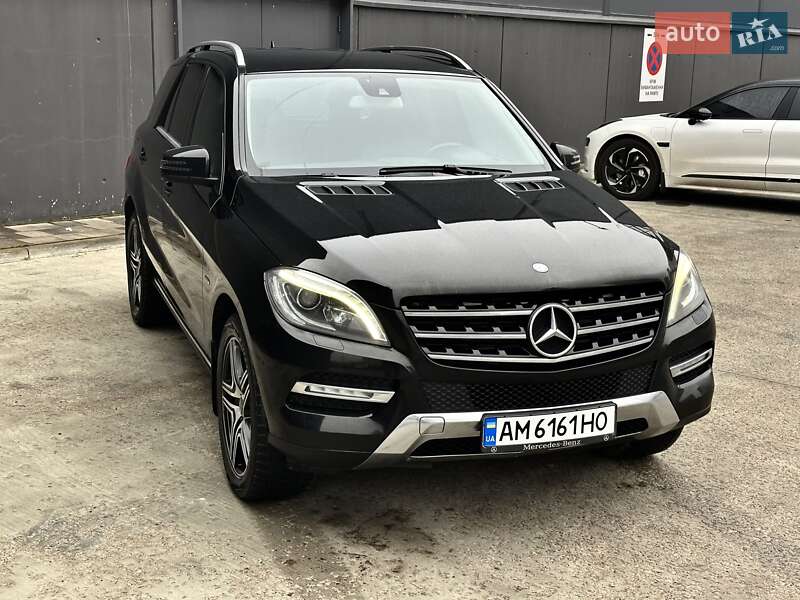 Позашляховик / Кросовер Mercedes-Benz M-Class 2012 в Києві фото 9 Позашляховик / Кросовер Mercedes-Benz M-Class 2012 в Києві