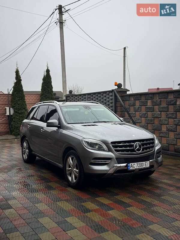 Внедорожник / Кроссовер Mercedes-Benz M-Class 2013 в Луцке фото 2 Внедорожник / Кроссовер Mercedes-Benz M-Class 2013 в Луцке