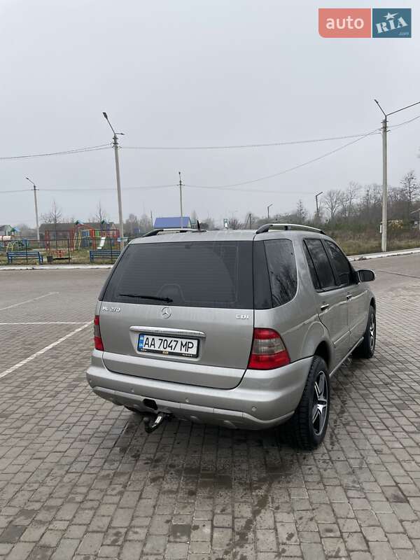Позашляховик / Кросовер Mercedes-Benz M-Class 2005 в Шишаках
