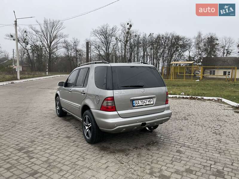 Позашляховик / Кросовер Mercedes-Benz M-Class 2005 в Шишаках