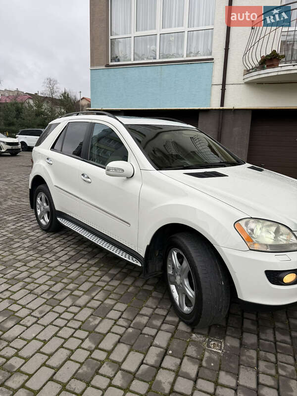 Внедорожник / Кроссовер Mercedes-Benz M-Class 2008 в Ивано-Франковске
