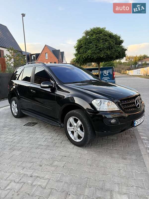 Позашляховик / Кросовер Mercedes-Benz M-Class 2006 в Умані фото 8 Позашляховик / Кросовер Mercedes-Benz M-Class 2006 в Умані