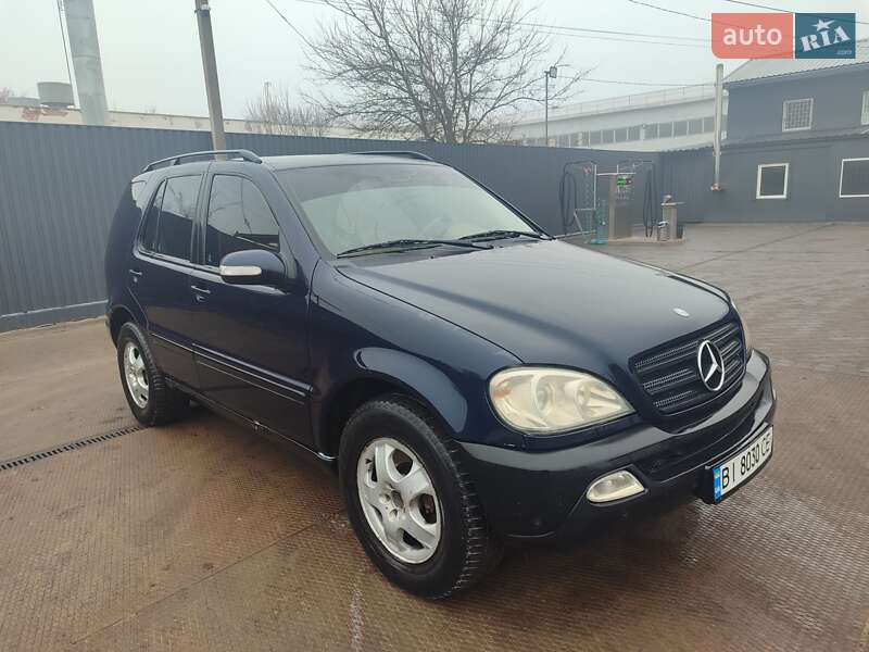 Внедорожник / Кроссовер Mercedes-Benz M-Class 2005 в Котельве