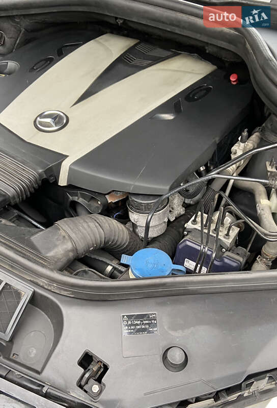 Внедорожник / Кроссовер Mercedes-Benz M-Class 2011 в Киеве фото 27 Внедорожник / Кроссовер Mercedes-Benz M-Class 2011 в Киеве