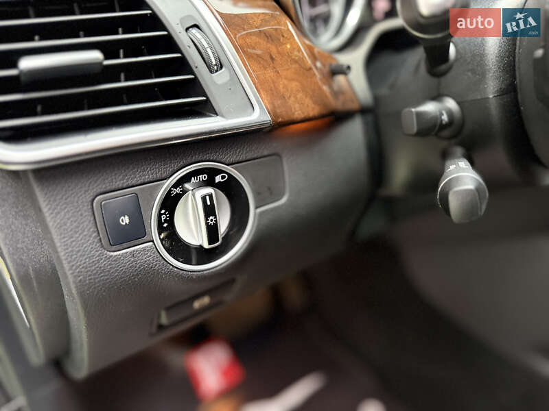 Позашляховик / Кросовер Mercedes-Benz M-Class 2012 в Одесі