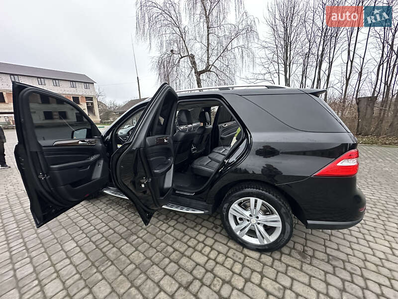 Внедорожник / Кроссовер Mercedes-Benz M-Class 2012 в Ильинцах