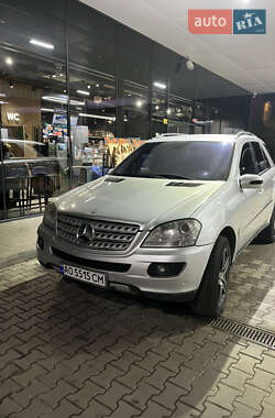 Позашляховик / Кросовер Mercedes-Benz M-Class 2006 в Дубовому