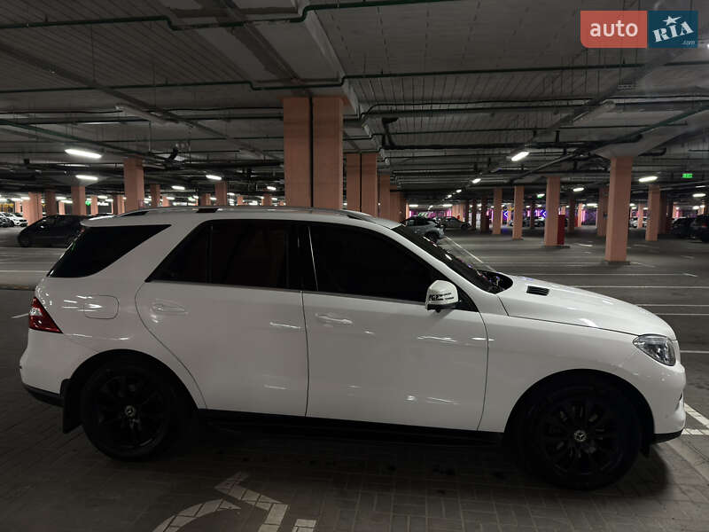 Внедорожник / Кроссовер Mercedes-Benz M-Class 2013 в Киеве фото 8 Внедорожник / Кроссовер Mercedes-Benz M-Class 2013 в Киеве