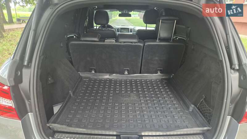 Позашляховик / Кросовер Mercedes-Benz M-Class 2015 в Полтаві фото 18 Позашляховик / Кросовер Mercedes-Benz M-Class 2015 в Полтаві