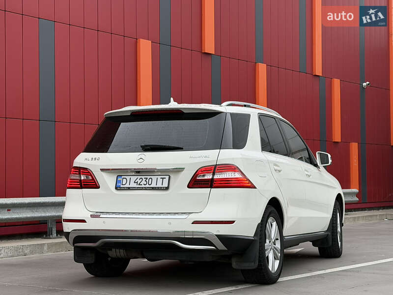 Позашляховик / Кросовер Mercedes-Benz M-Class 2013 в Києві