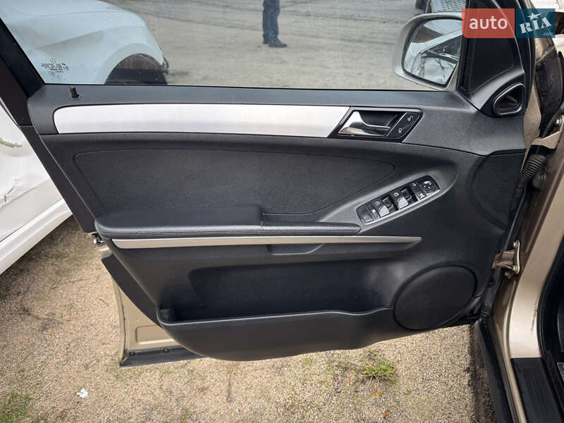 Внедорожник / Кроссовер Mercedes-Benz M-Class 2006 в Кропивницком