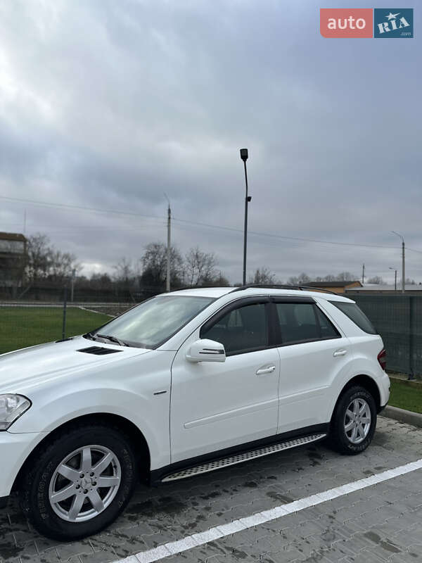 Позашляховик / Кросовер Mercedes-Benz M-Class 2011 в Вінниці фото 2 Позашляховик / Кросовер Mercedes-Benz M-Class 2011 в Вінниці