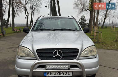 Позашляховик / Кросовер Mercedes-Benz M-Class 2001 в Києві