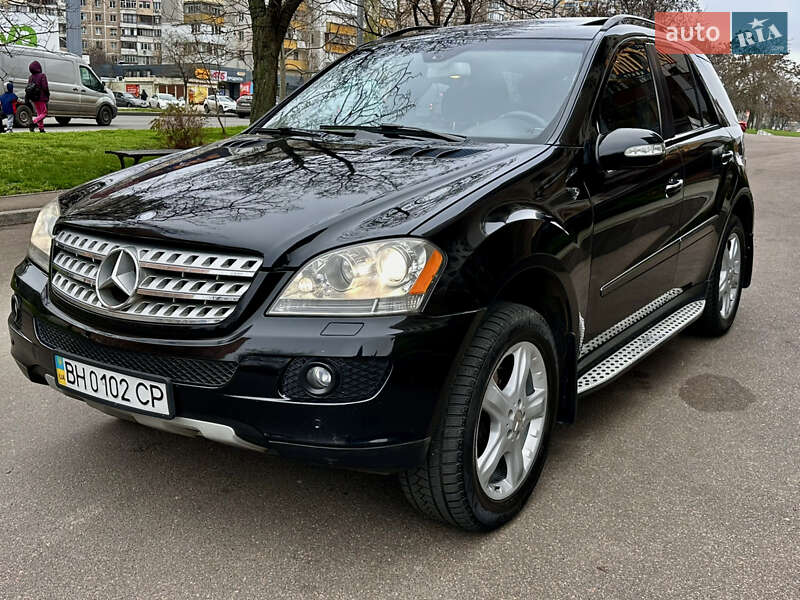 Позашляховик / Кросовер Mercedes-Benz M-Class 2008 в Одесі