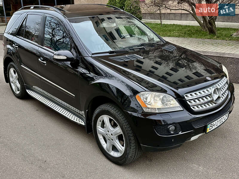 Позашляховик / Кросовер Mercedes-Benz M-Class 2008 в Одесі