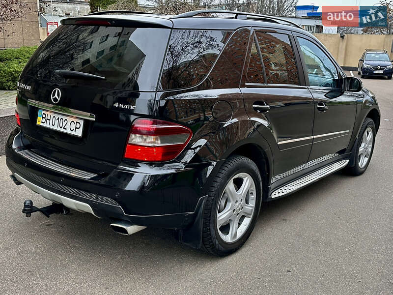 Позашляховик / Кросовер Mercedes-Benz M-Class 2008 в Одесі