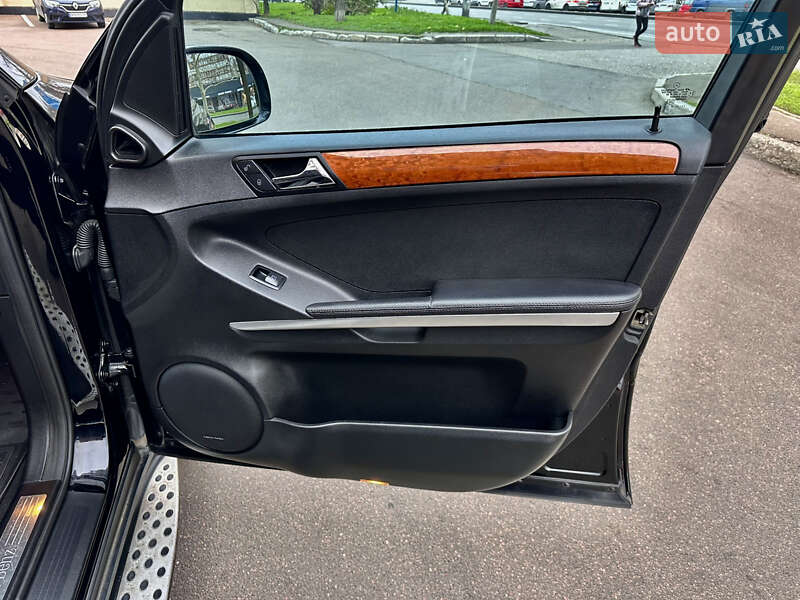 Позашляховик / Кросовер Mercedes-Benz M-Class 2008 в Одесі