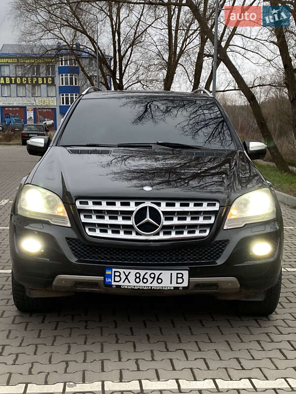 Внедорожник / Кроссовер Mercedes-Benz M-Class 2010 в Хмельницком фото 3 Внедорожник / Кроссовер Mercedes-Benz M-Class 2010 в Хмельницком