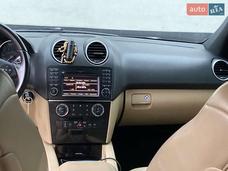 Внедорожник / Кроссовер Mercedes-Benz M-Class 2010 в Хмельницком фото 20 Внедорожник / Кроссовер Mercedes-Benz M-Class 2010 в Хмельницком