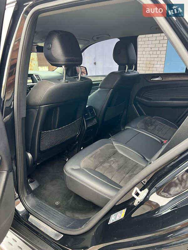 Позашляховик / Кросовер Mercedes-Benz M-Class 2015 в Харкові фото 14 Позашляховик / Кросовер Mercedes-Benz M-Class 2015 в Харкові