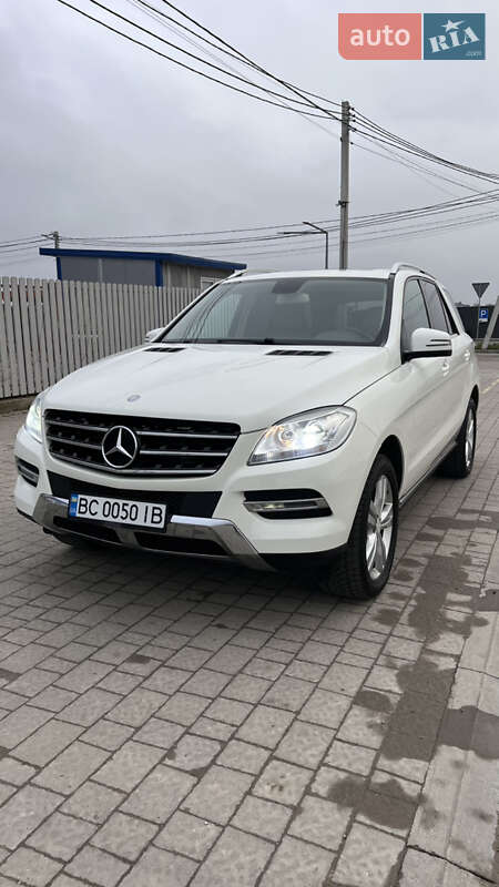 Внедорожник / Кроссовер Mercedes-Benz M-Class 2012 в Львове
