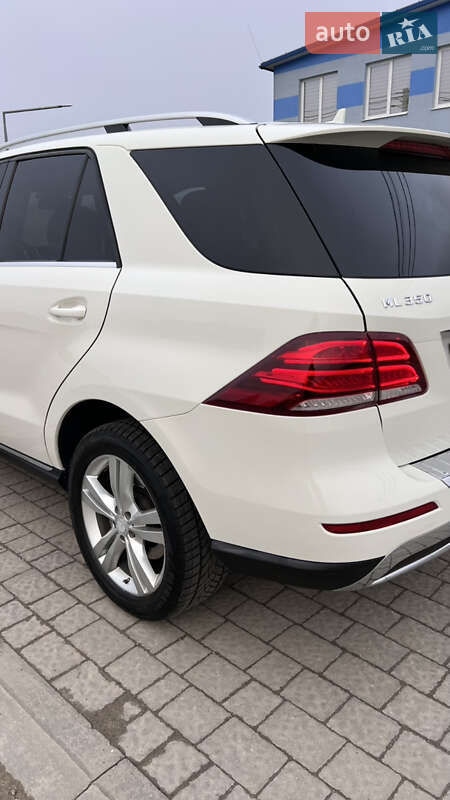 Внедорожник / Кроссовер Mercedes-Benz M-Class 2012 в Львове