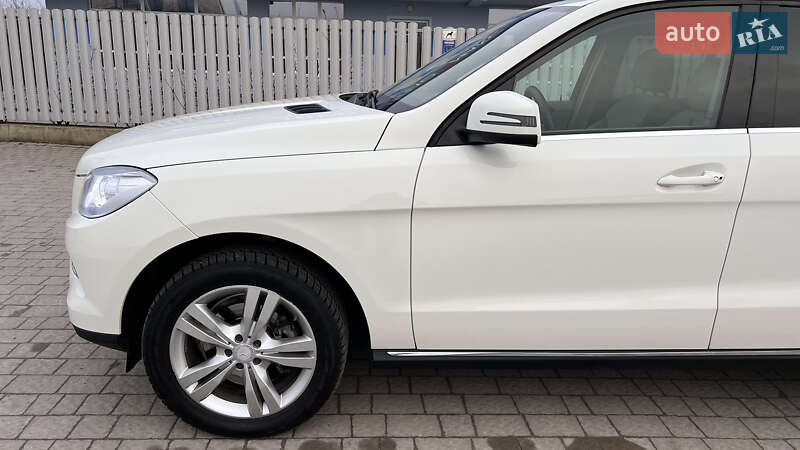 Внедорожник / Кроссовер Mercedes-Benz M-Class 2012 в Львове