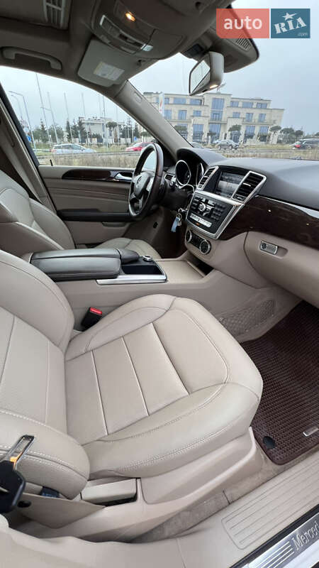 Внедорожник / Кроссовер Mercedes-Benz M-Class 2012 в Львове